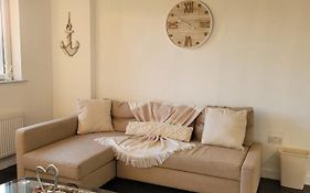 Amazing London 1 Bedroom Flat In Astral House As18